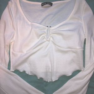 White V Crop Long Sleeve Shirt